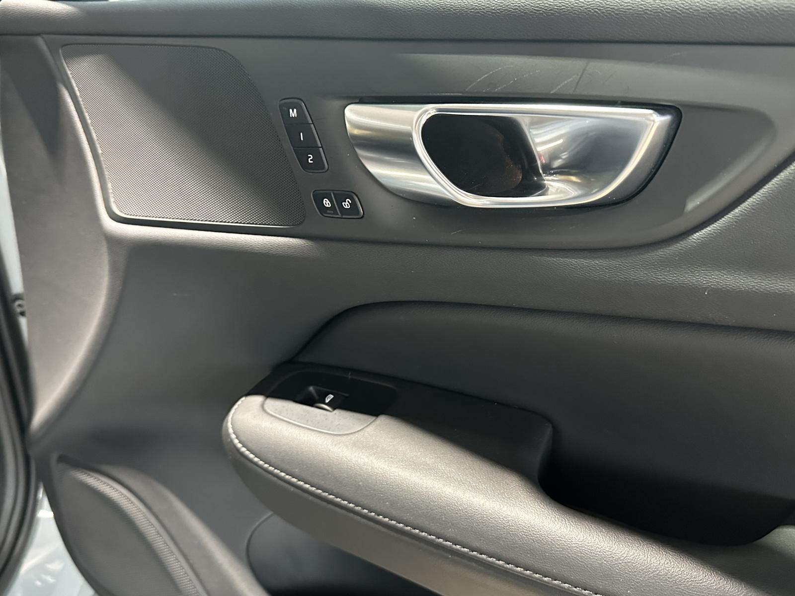 Volvo V60 Plus Dark Plug-In Leder R.Cam Memory AHK AWD, миниатюра 19