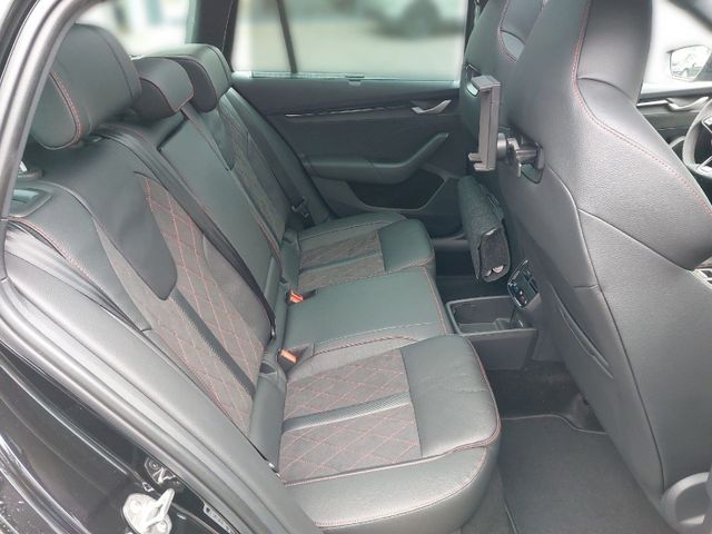 Octavia Combi RS 2.0TSI 195KW 360°+PANO+LED+HUD