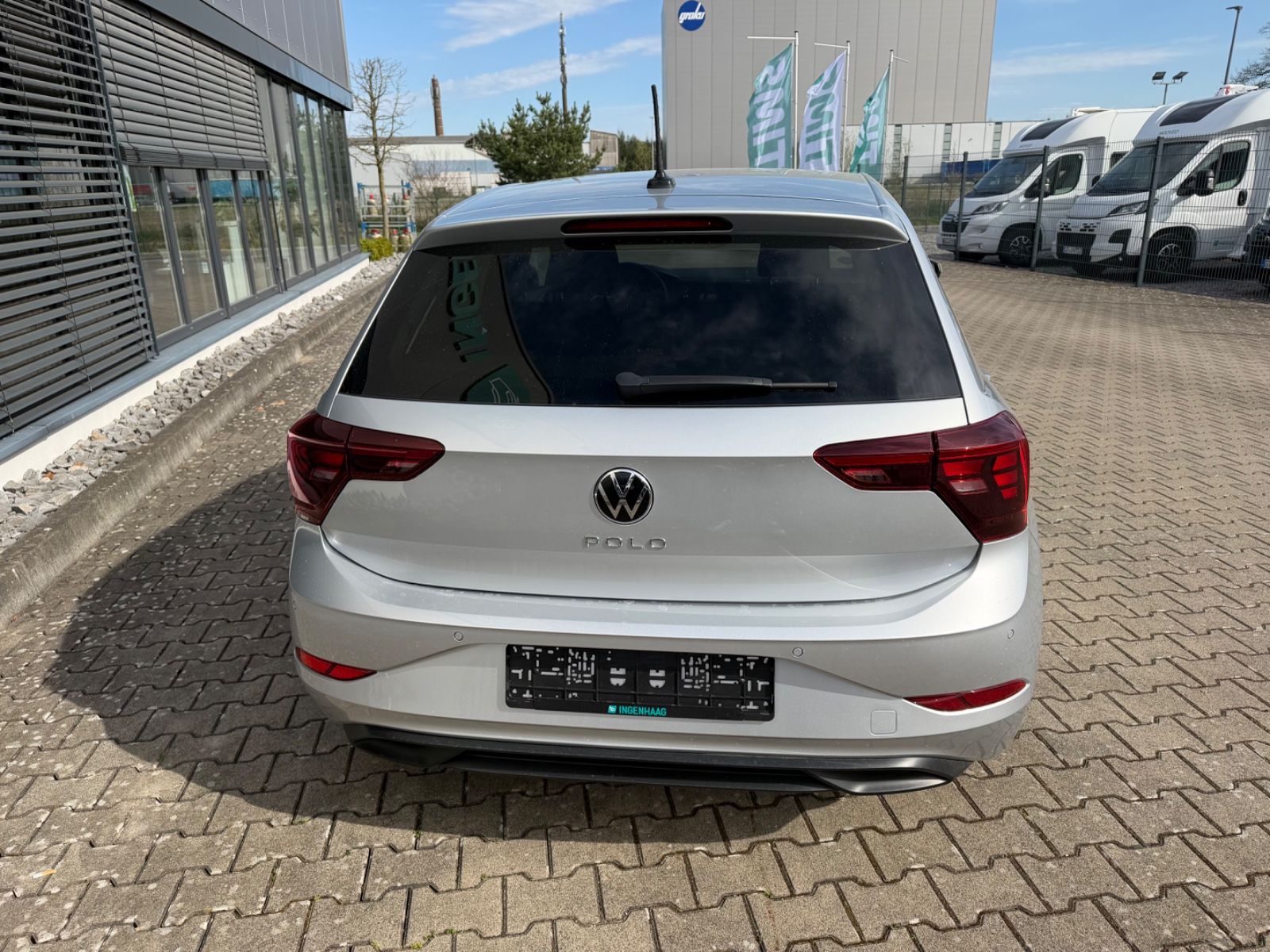 Fahrzeugabbildung Volkswagen Polo VI 1.0 TSI Life LED KLIMA Garantie PD