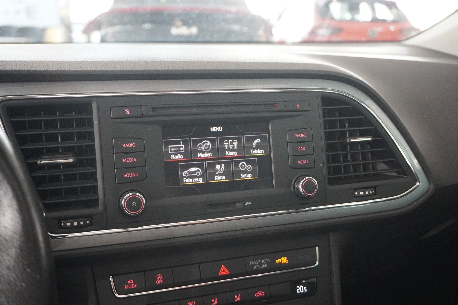 Fahrzeugabbildung SEAT Leon ST 1.4 TSI FR SPORT DSG KLIMA/PDC/TEMP/PANO