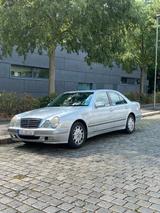 Mercedes-Benz Mercedes W210 E240 Elegance | FRISCH TÜV |... - gebrauchte Mercedes-Benz E 240 aus dem Jahr 2001