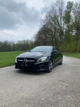 Mercedes-Benz CLA 220 Shooting Brake CLA 220 CDI DCT Urban... - Mercedes-Benz CLA 220 Shooting Brake aus 2015