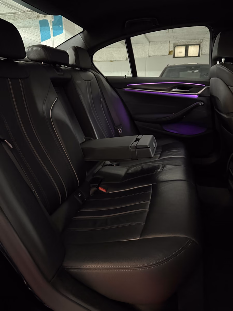 BMW 530i Limousine M Sport AHK Laser Assist 1 Hand