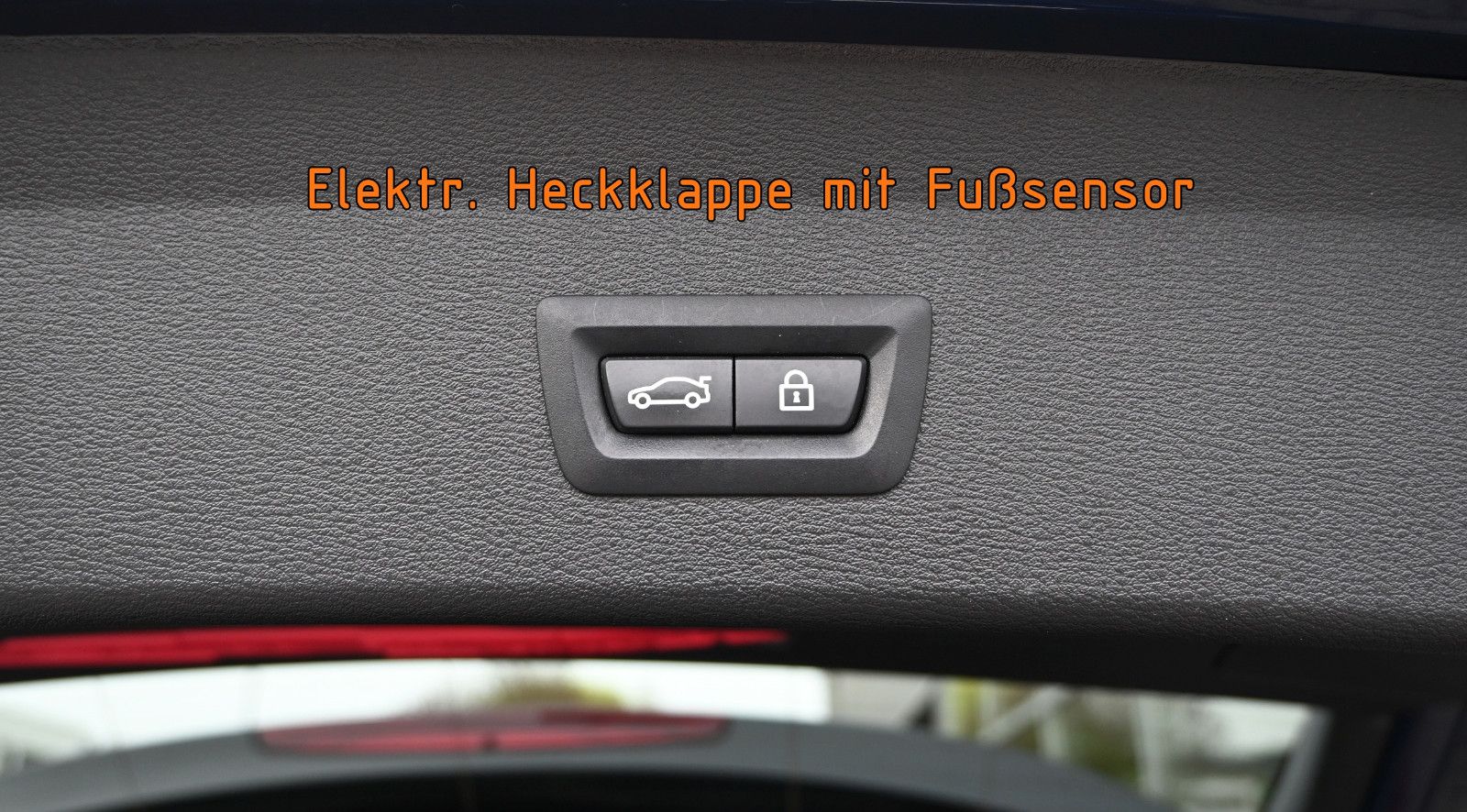 Fahrzeugabbildung BMW X1 xDr20d SPORT °AHK°KAMERA°LEDER°MEMO°NAVI°PANO