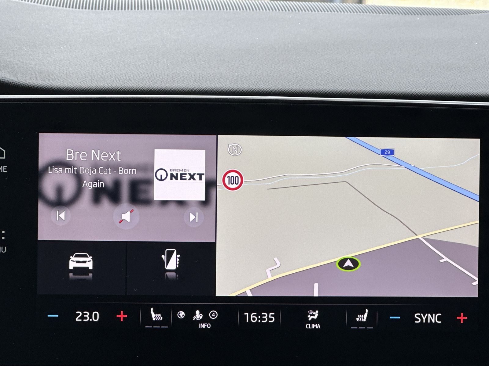 Fahrzeugabbildung SKODA Octavia Combi 2.0 TDI DSG Style NAV+LED+AHK+HUD