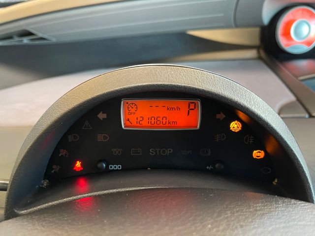 MYAUTOCENTER – Gebraucht- und Jahreswagen mit Werkstattservice in Pfaffenhofen Citroën C8 2.0 16V Tendance *2. Hand*Klima*7-Sitzer*PDC*