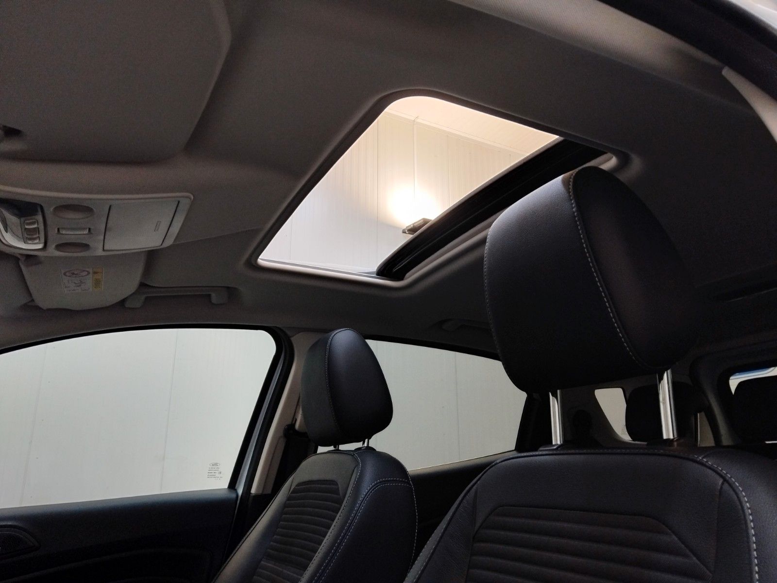 Ford EcoSport (06/2026, Benzin)