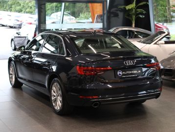 Audi A4 - 4