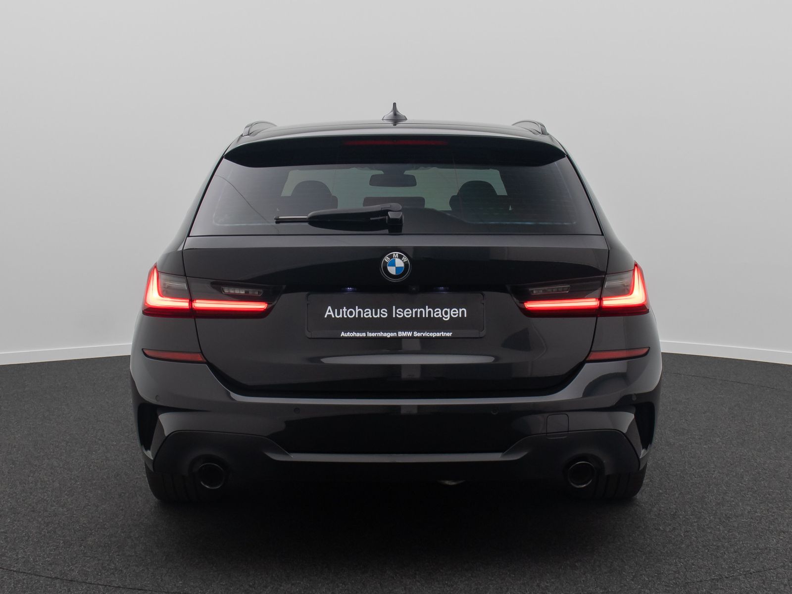 Fahrzeugabbildung BMW 330e M Sport Kamera DAB HiFi Laser Panorama HUD