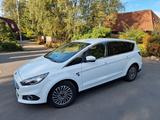 Ford S-Max Diesel 140kW 7-Sitzer Kam AHK LED Keyless - Ford S-Max: 140