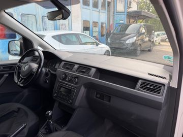 Volkswagen Caddy - 12
