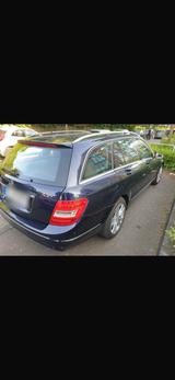 Mercedes-Benz Mercedes Benz W204 220 CDI  BlueE fficince... - Mercedes-Benz 220 in Köln