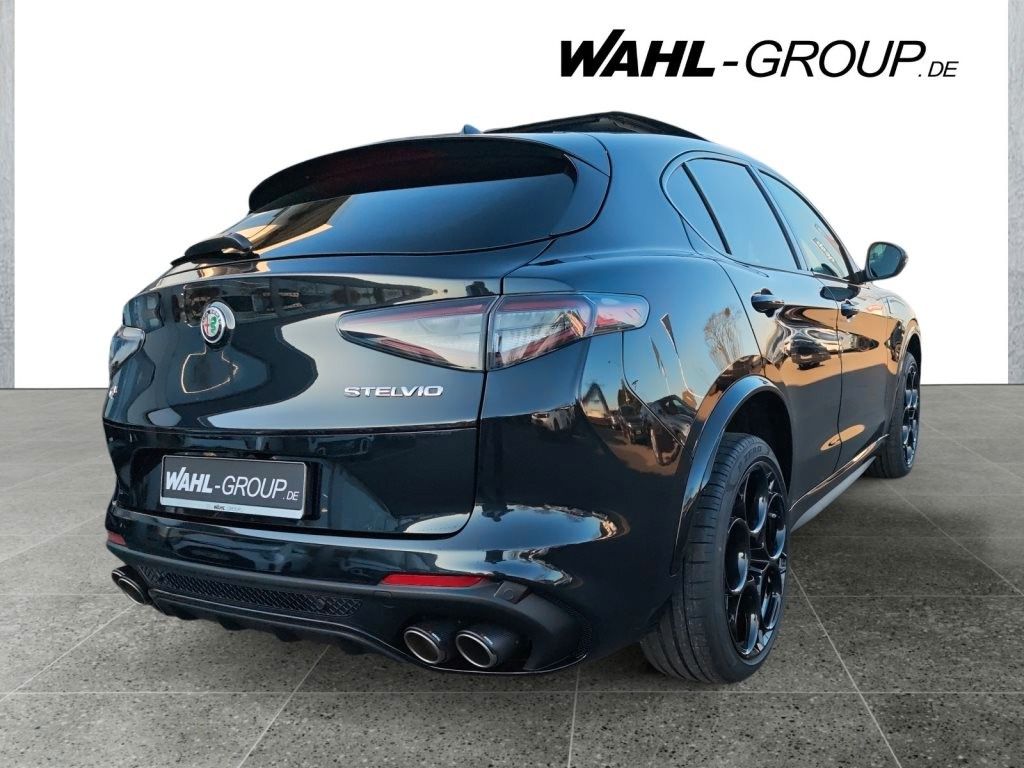 Alfa Romeo Stelvio - Bild 6