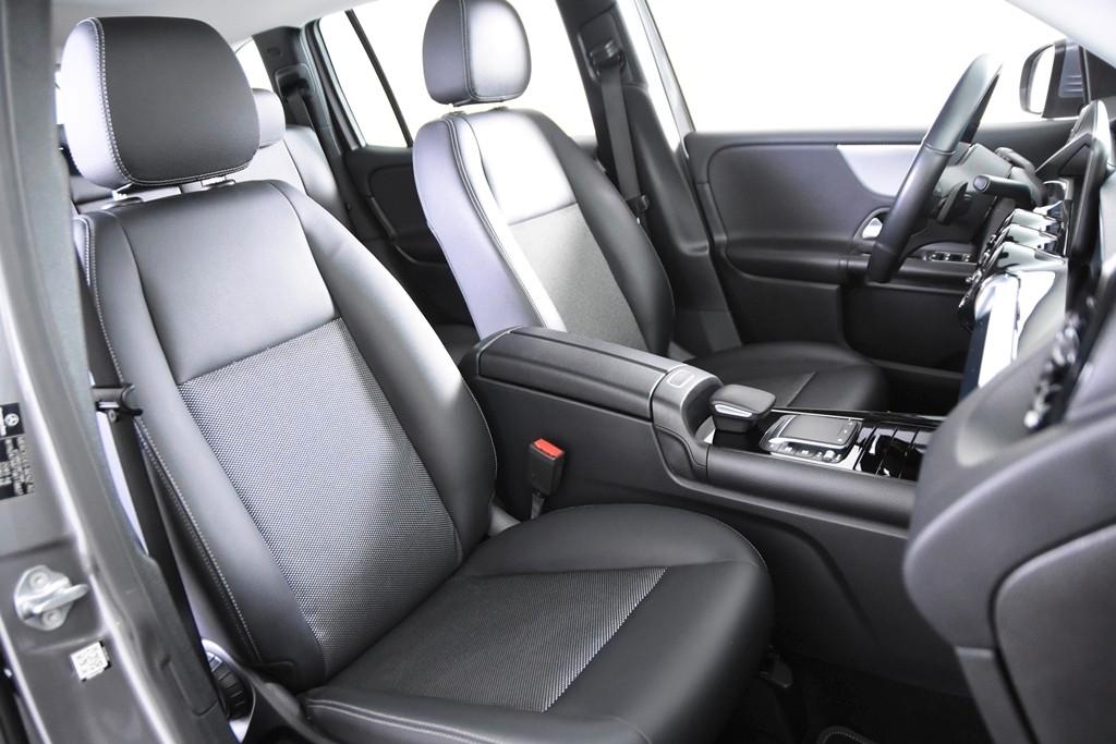 Mercedes-Benz GLB 200 *1.Hand*T-Leder*SHZ*Park ass.*