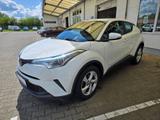 Toyota C-HR 1.2 l Flow - Toyota C-HR: Flow