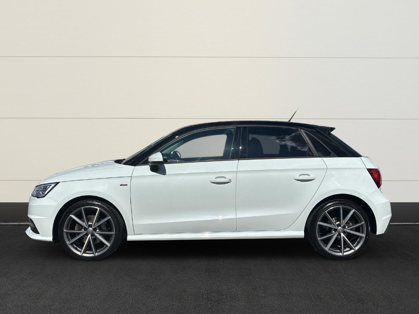 Audi A1 Sportback Navi/Klima/PDC/BT/ACC/SHZ/ACC/Schec