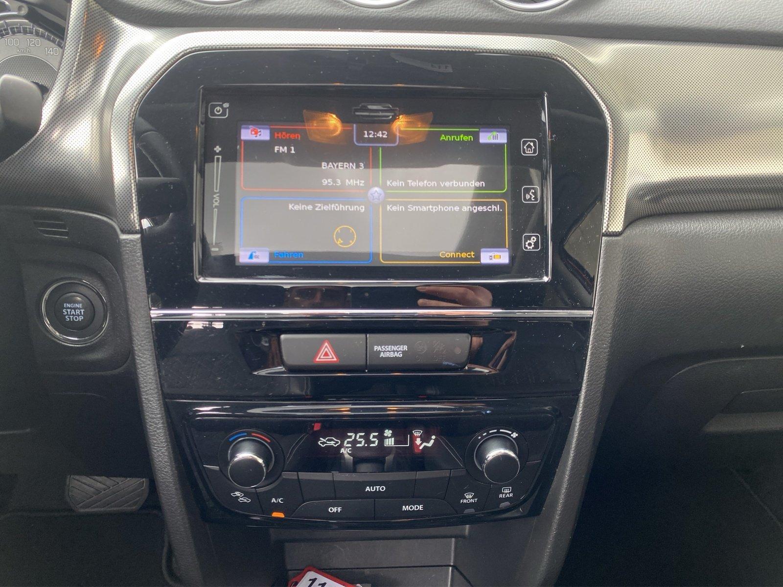 Suzuki Vitara Comfort+ 4x4 PANO Automatik RKF  Comfort+