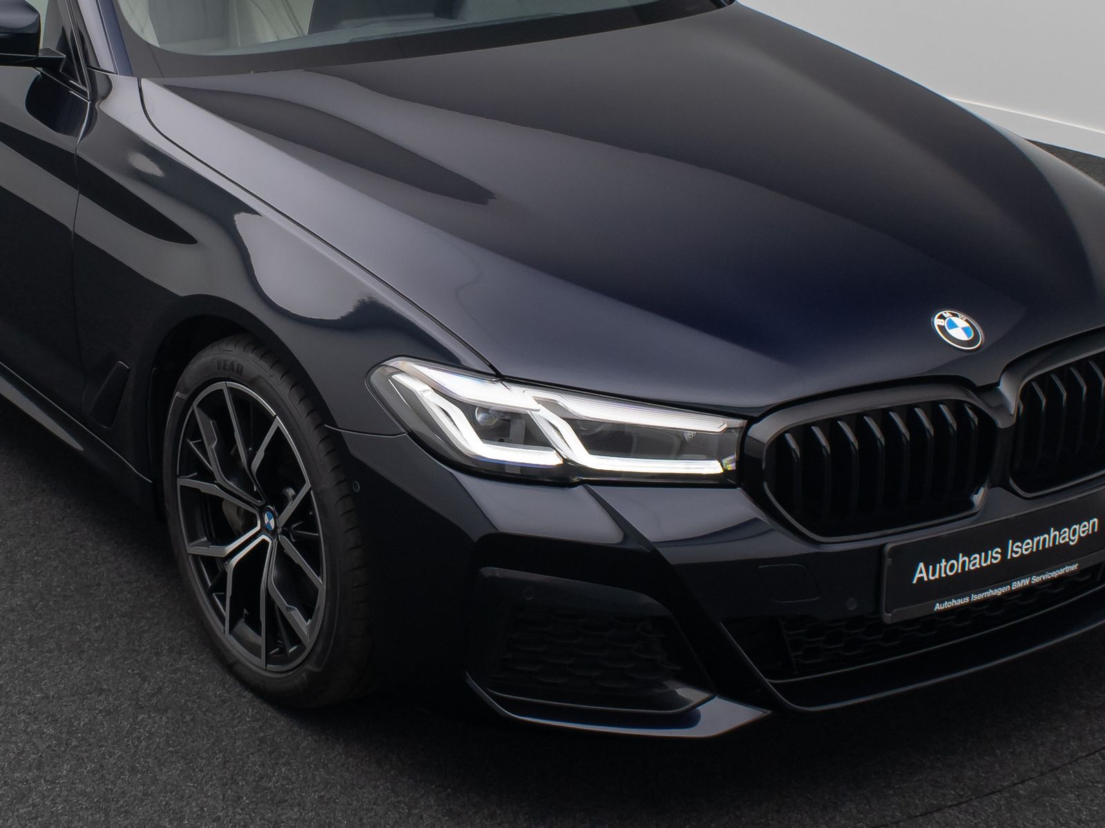 Fahrzeugabbildung BMW 540d xD M Sport FondEnt Kamera HiFi Panorama TV