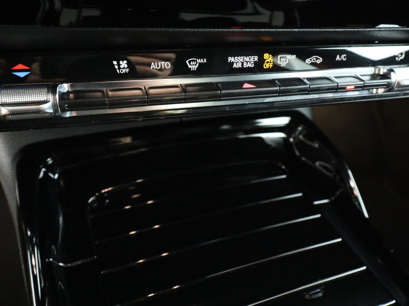 Mercedes-Benz CLA 35 AMG 4M LED Burmester Memory Night Kamera foto 14
