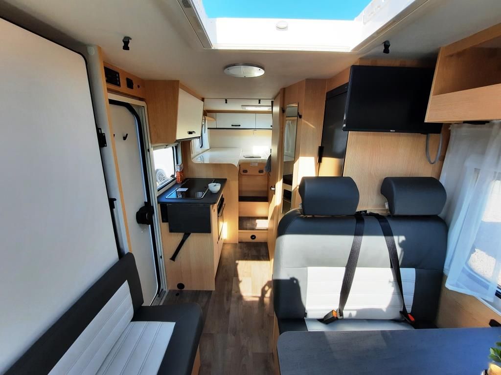 Fahrzeugabbildung Sunlight V 67S ADVENTURE EDITION Verfüg./Sparen Sie 2.357