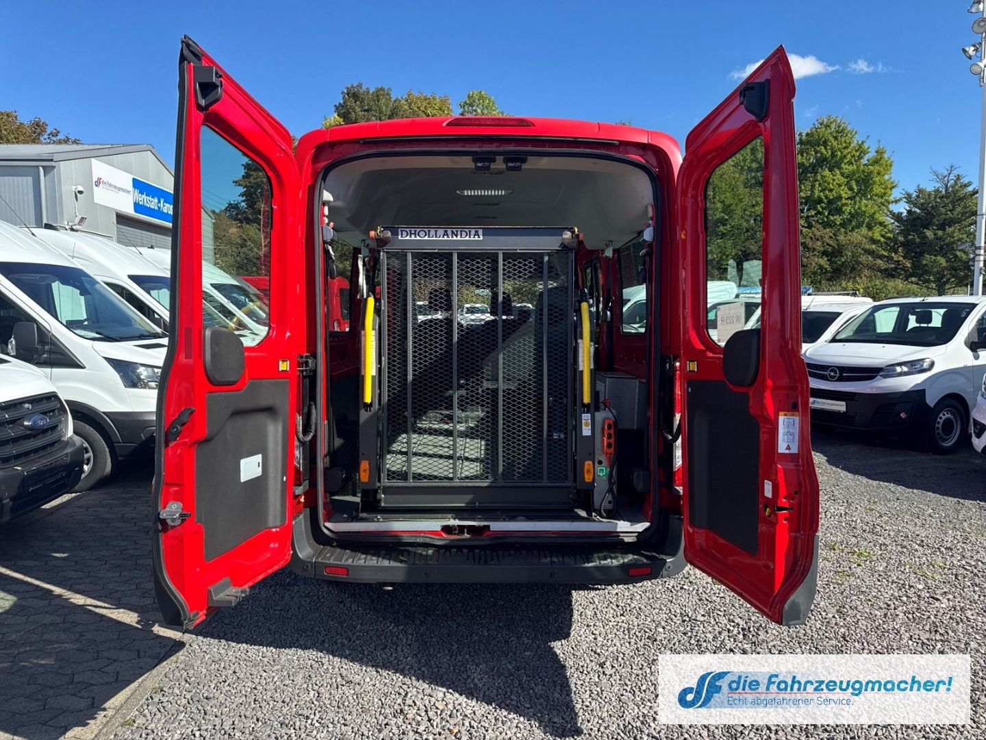 Fahrzeugabbildung Ford Transit Kombi 350 L3 2.2 TDCi DPF *3250