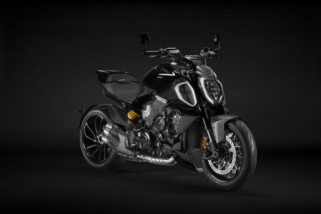 Ducati Diavel V4 *SOFORT VERFUEGBAR