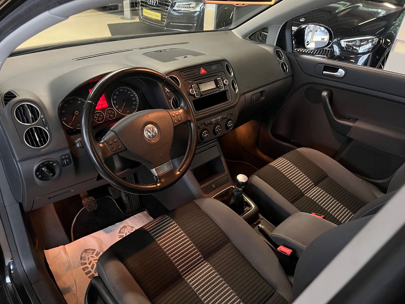 Fahrzeugabbildung Volkswagen Golf Plus V United *1.HAND*SCHECKHEFTGEPFLEGT*