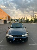 Opel vectra b benzin Automatik - gebrauchte Opel Vectra aus dem Jahr 2000