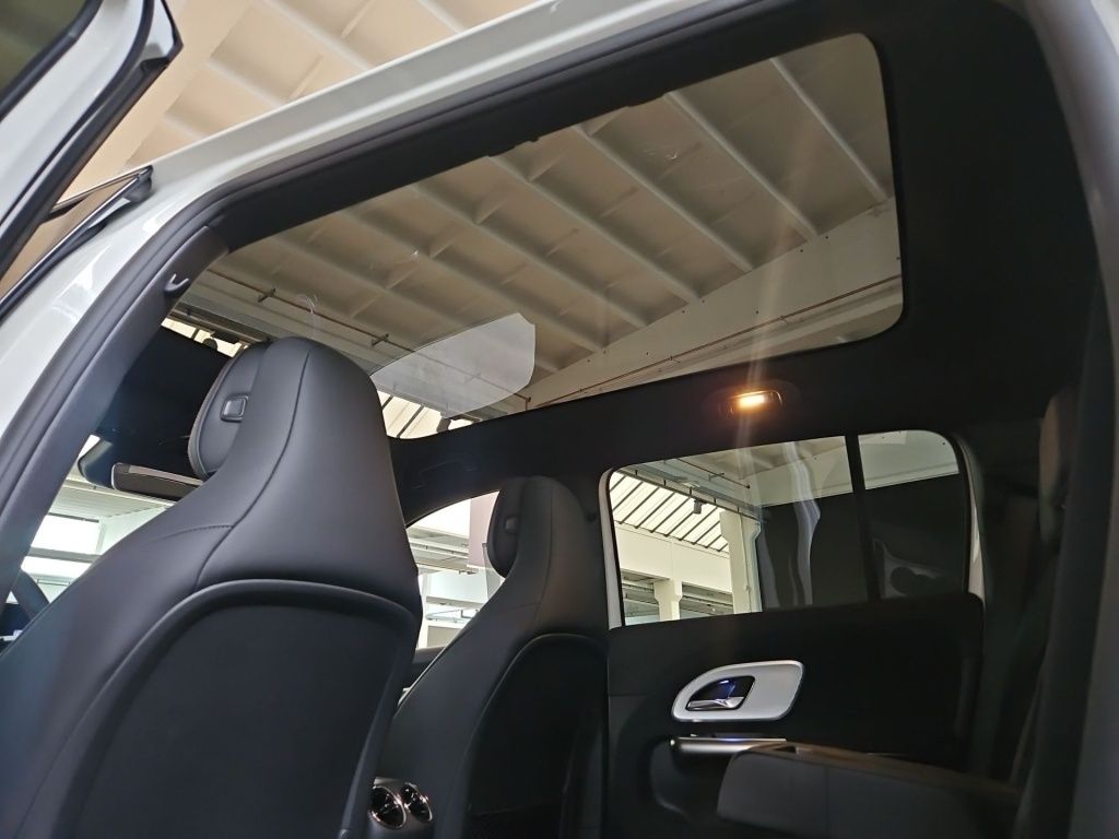 Fahrzeugabbildung Mercedes-Benz GLB 250+ EQ +AMG-LINE+NIGHT+MEMORY+PANO+MASSAGE+