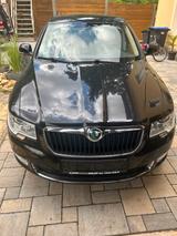 Skoda Superb  2,0 TDI 1. Hand - Skoda Superb aus 2012