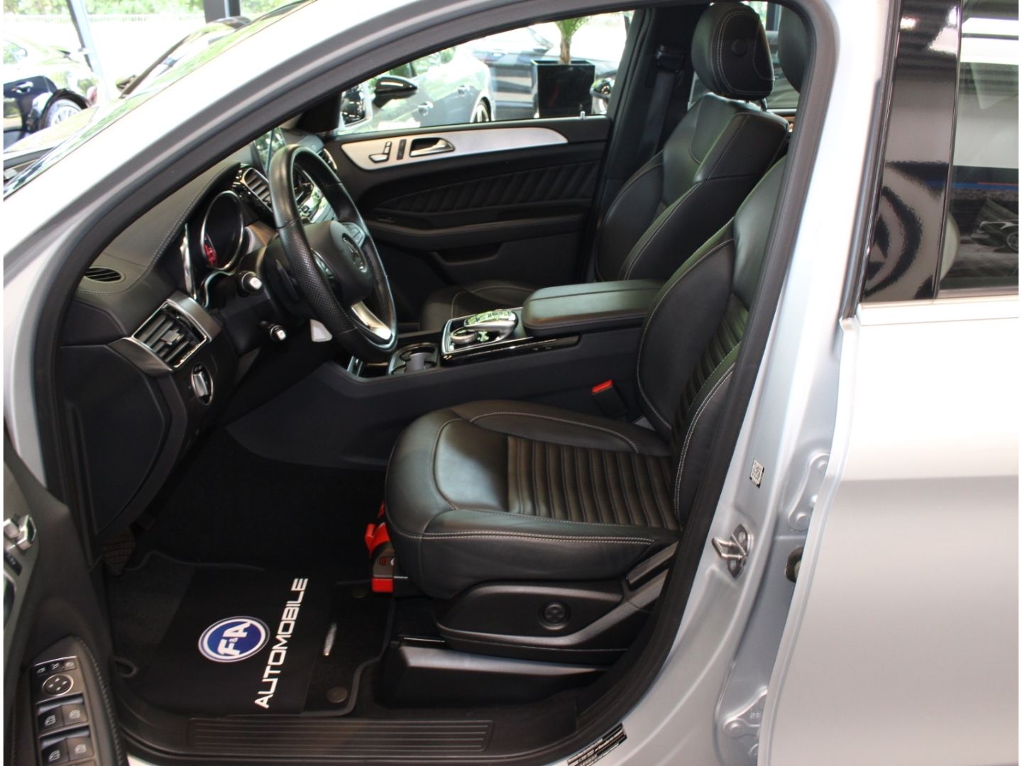 Fahrzeugabbildung Mercedes-Benz GLE 350 d Coupe 4Matic AMG-Line*AHK*Distronic