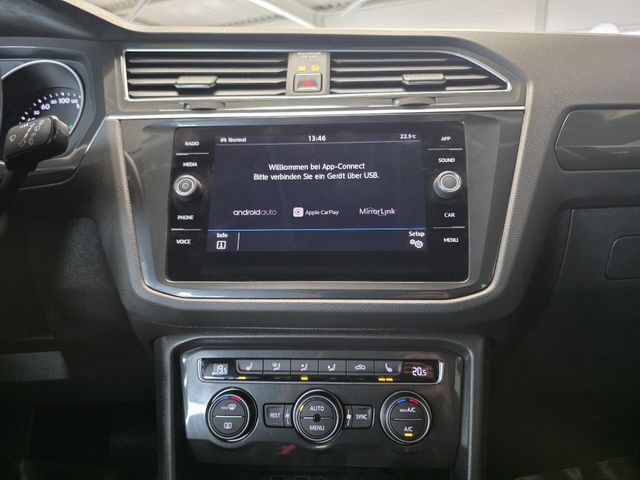 VW Tiguan — Foto 22