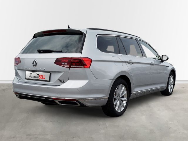 Fahrzeugabbildung Volkswagen Passat Variant GTE 1.4 P 115 TSID6F, Standheizun