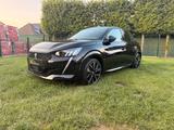 Peugeot 208 e- GT - Peugeot 208 mit Schiebedach