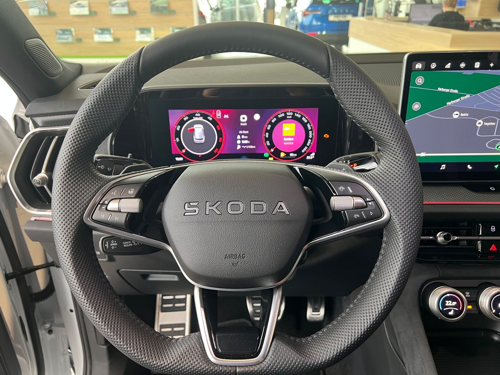 Fahrzeugabbildung SKODA Kodiaq Sportline 2.0 TDI DSG *LED,Navi,ACC,Rückf