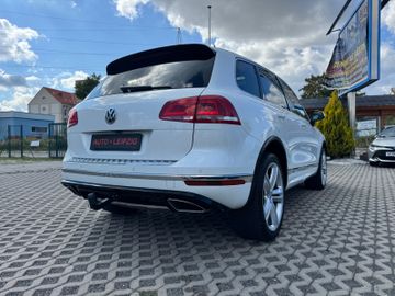 Volkswagen Touareg - 4