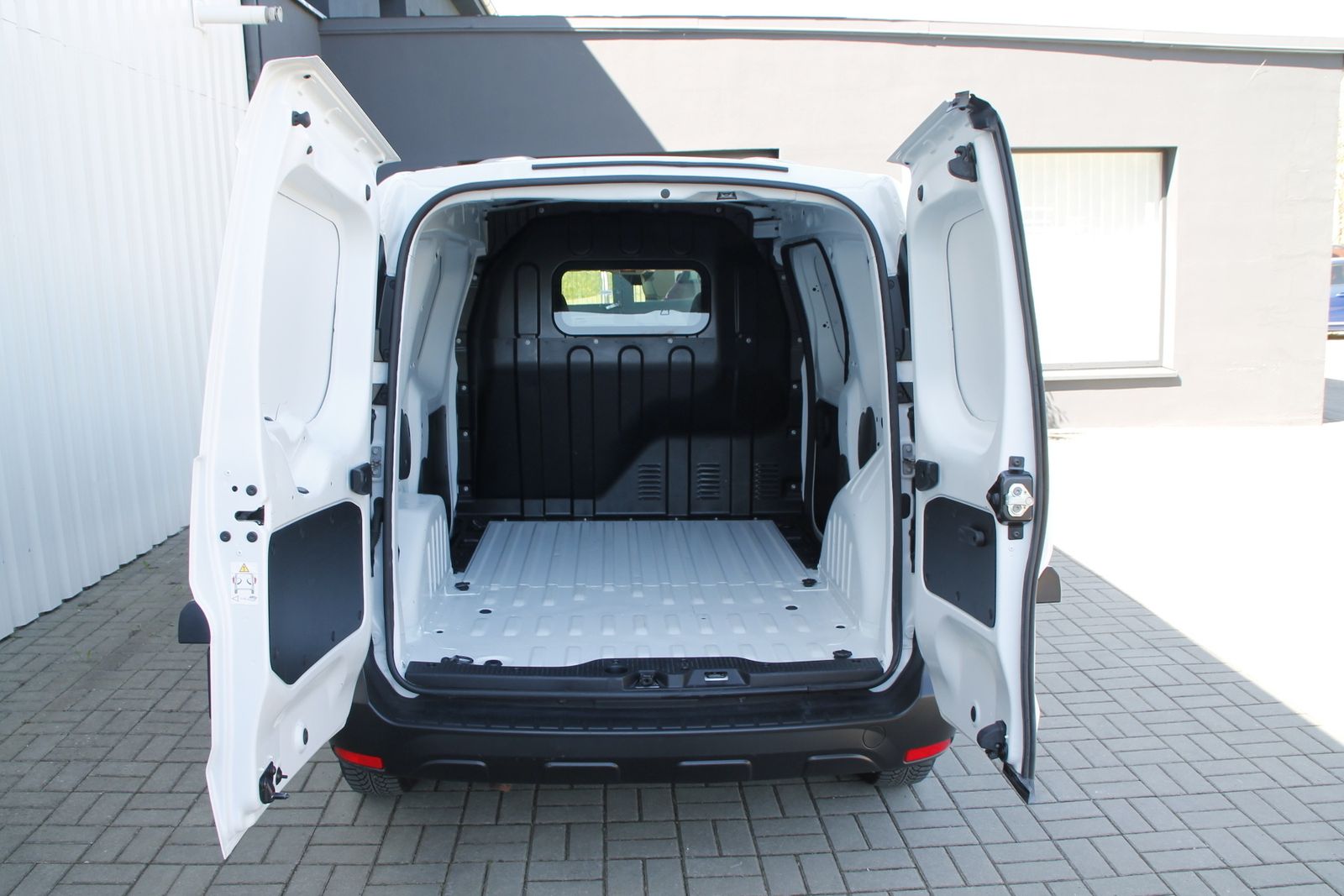 Fahrzeugabbildung Renault Express Extra