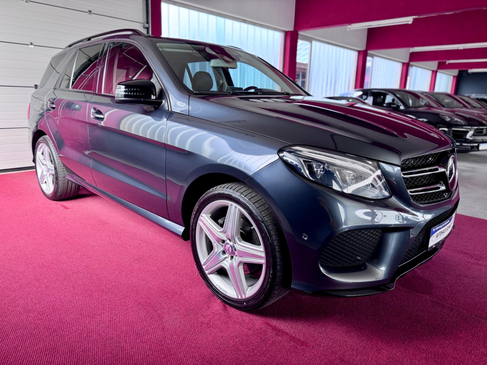 Mercedes-Benz GLE 350 d AMG Line Glasdach AHK Night Distronic