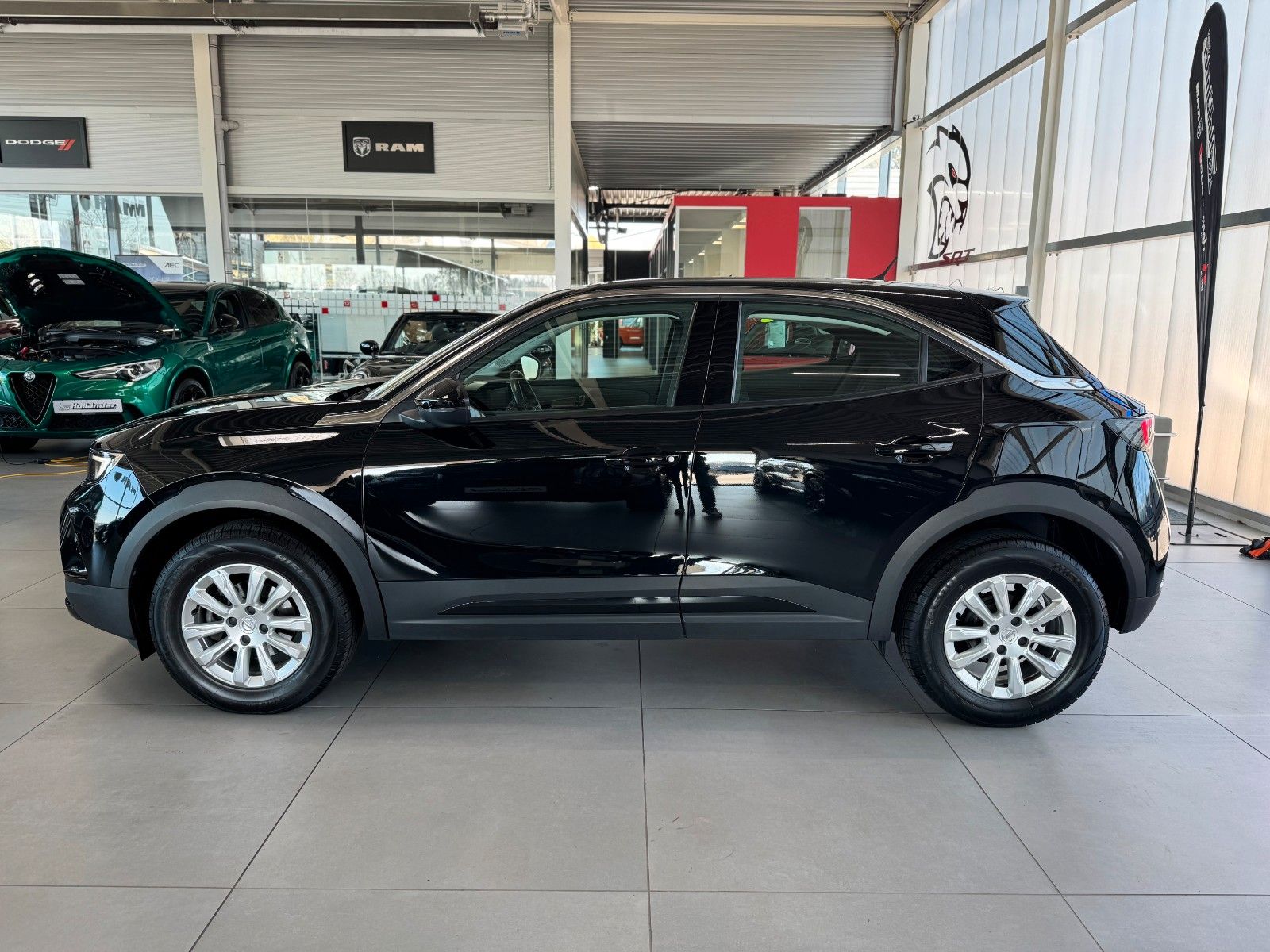 Fahrzeugabbildung Opel Mokka 1.2 Turbo Edition "Klima Tempomat DAB LED"