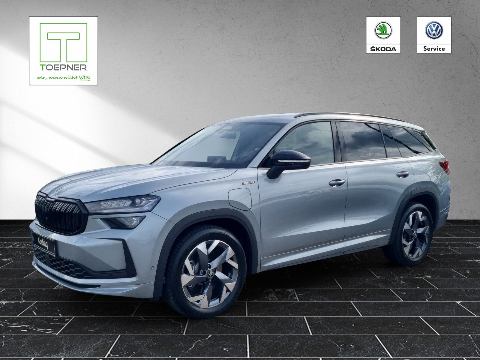 Fahrzeugabbildung SKODA Kodiaq 1.5 TSI iV Sportline AHK Fahrassi+Info