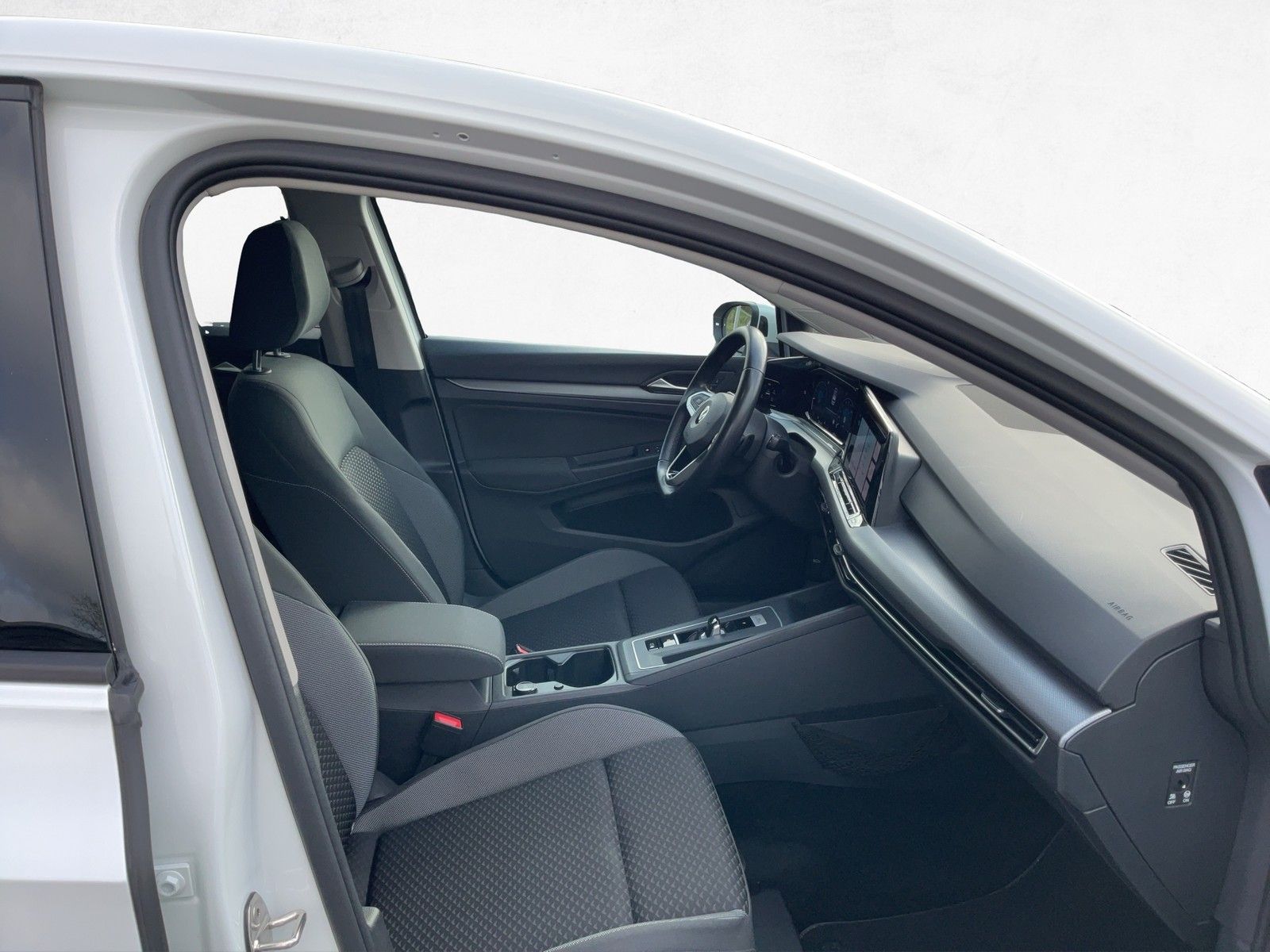 Volkswagen Golf Life 1.0 eTSI DSG /AHK/Navi/Sitzhz/LED foto 9
