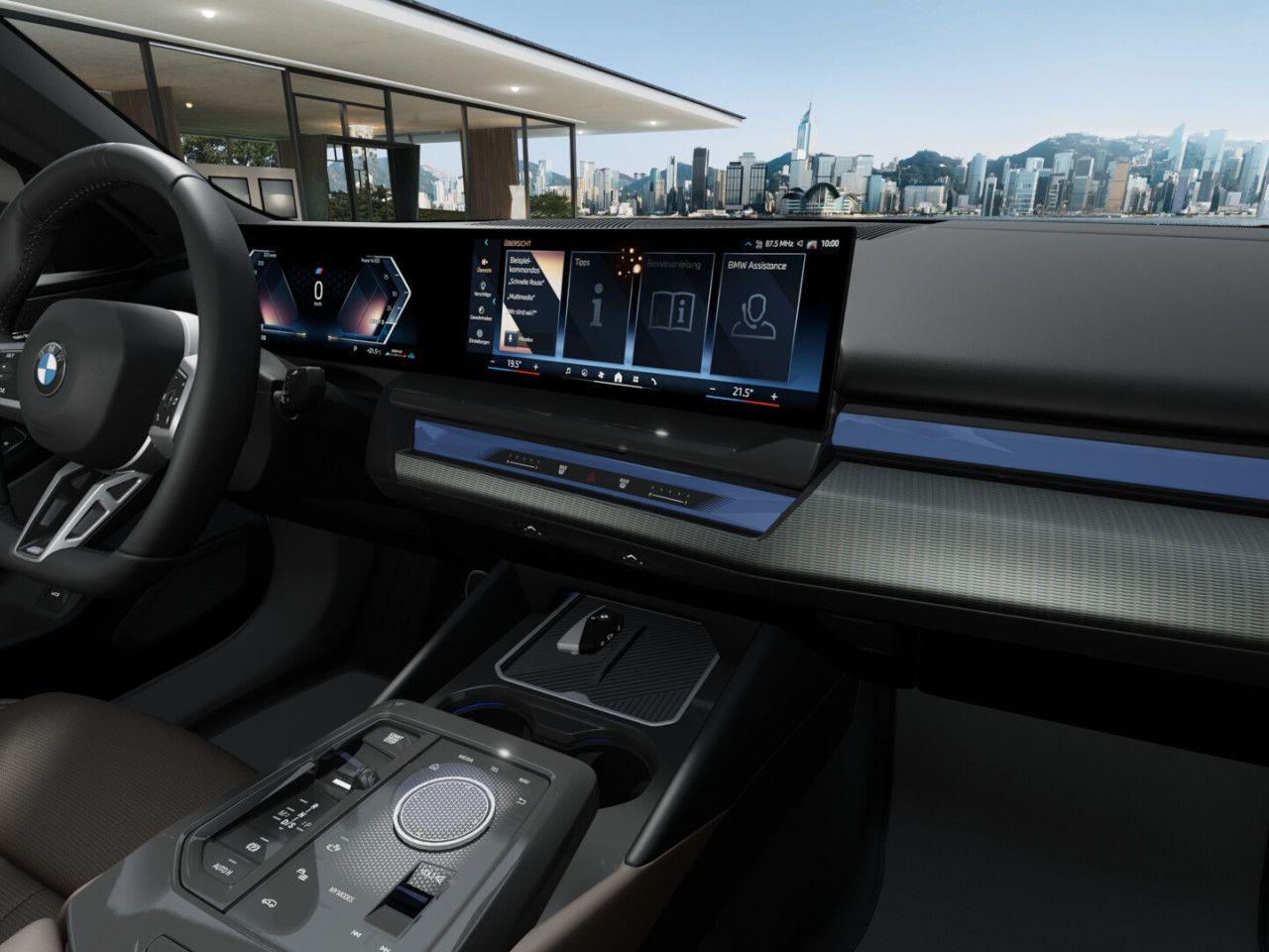 BMW 520i Lim M Sport PRO IcGlow adLED DA Kamera H/K