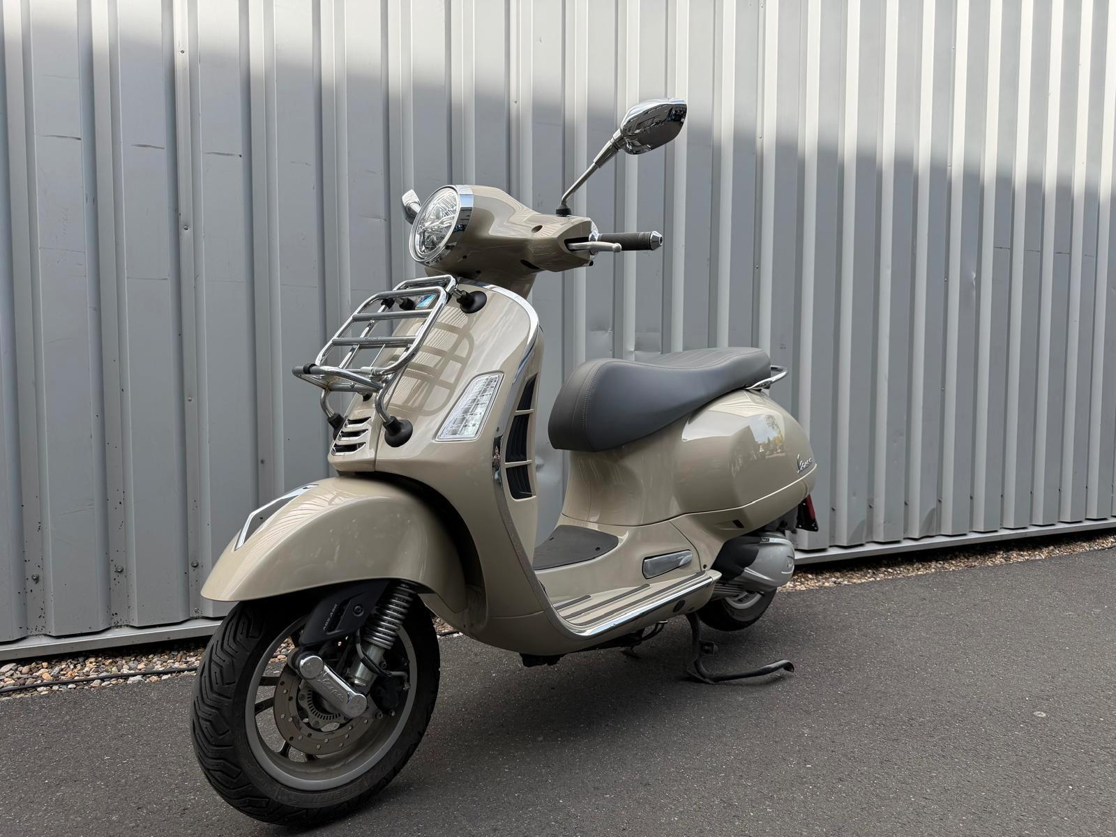 Vespa GTS 300 E5