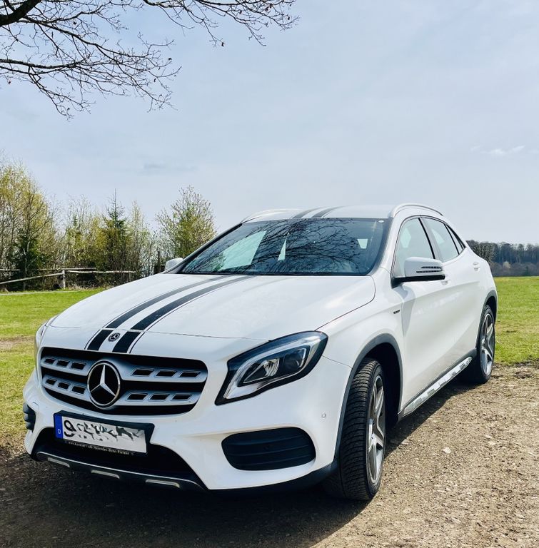 Image of Mercedes-Benz GLA 180