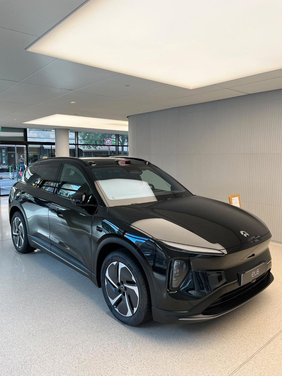 NIO EL6