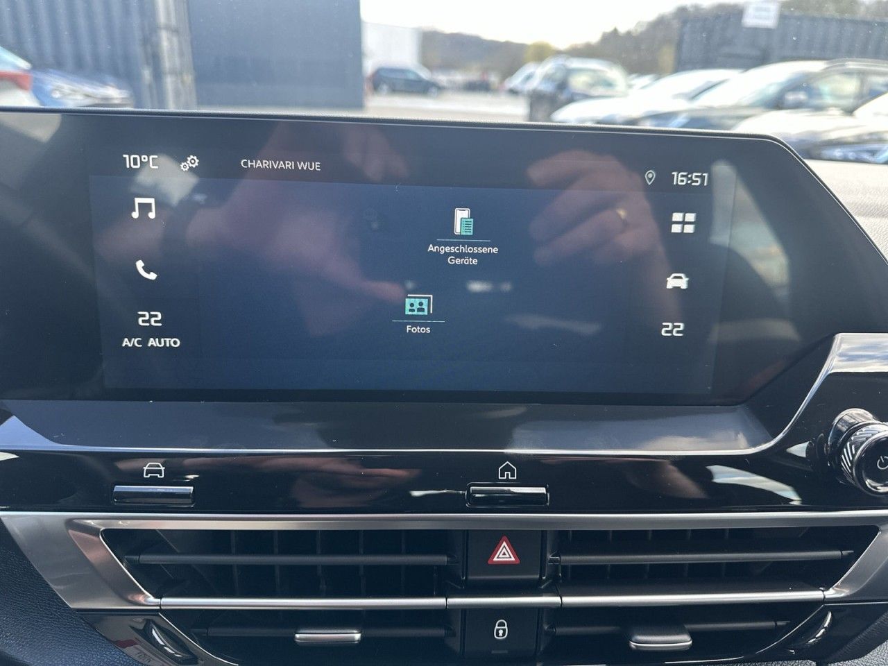 Fahrzeugabbildung Citroën ë-C4 Lim. Feel
