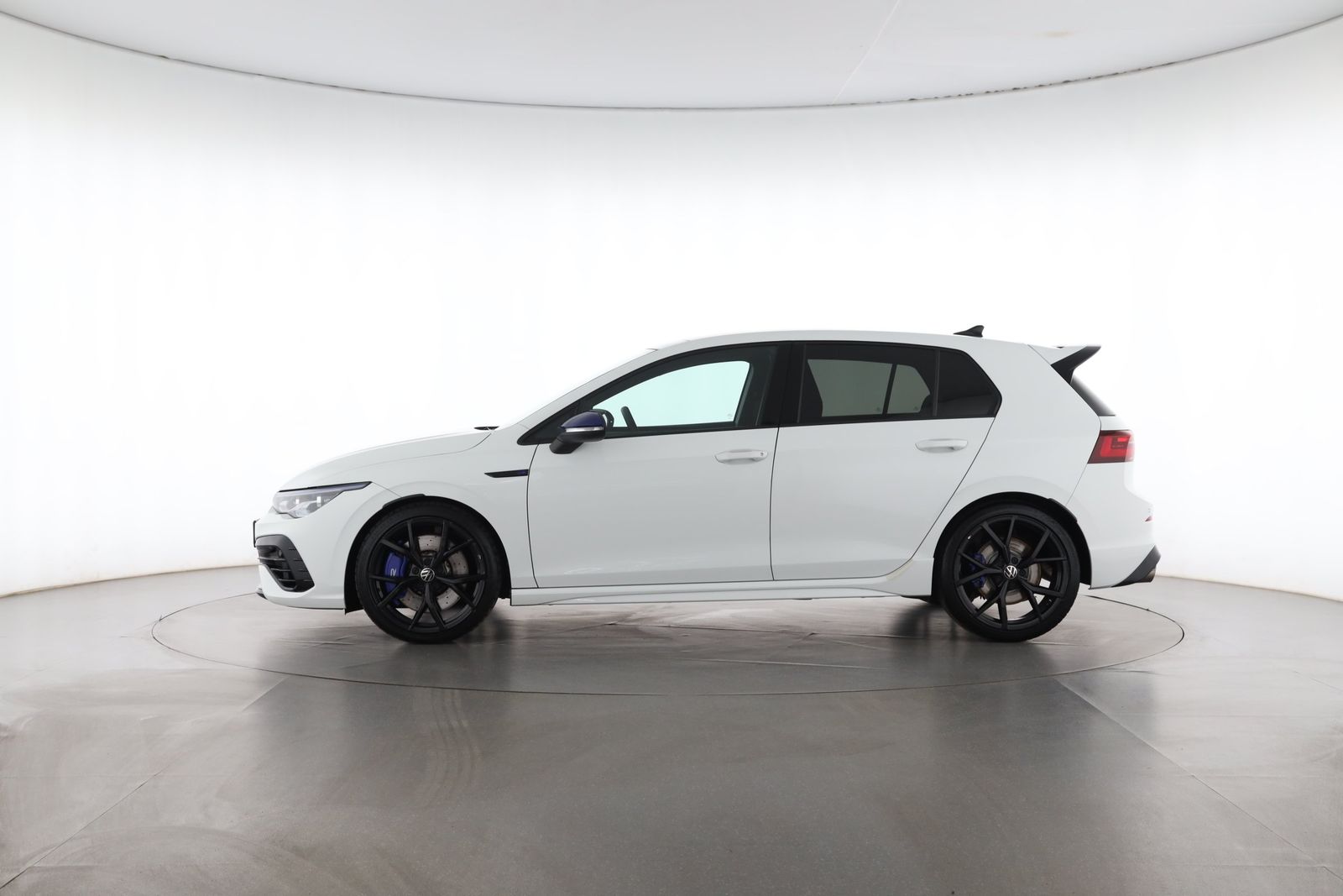 Volkswagen Golf VIII R 2.0 TSI DSG 4MOTION 20 Years PANO foto 3