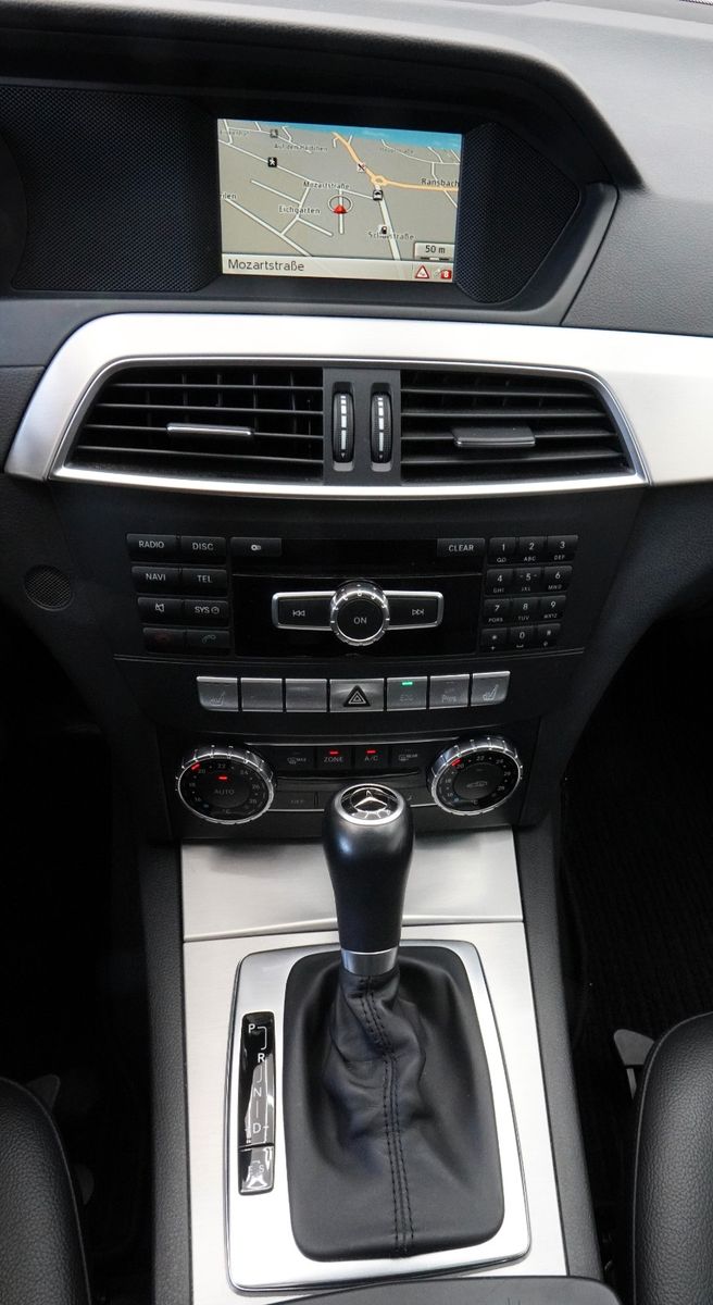 Fahrzeugabbildung Mercedes-Benz C 220 T CDI *Autom.*Navi*Xenon*Shz*Pano*AHK*