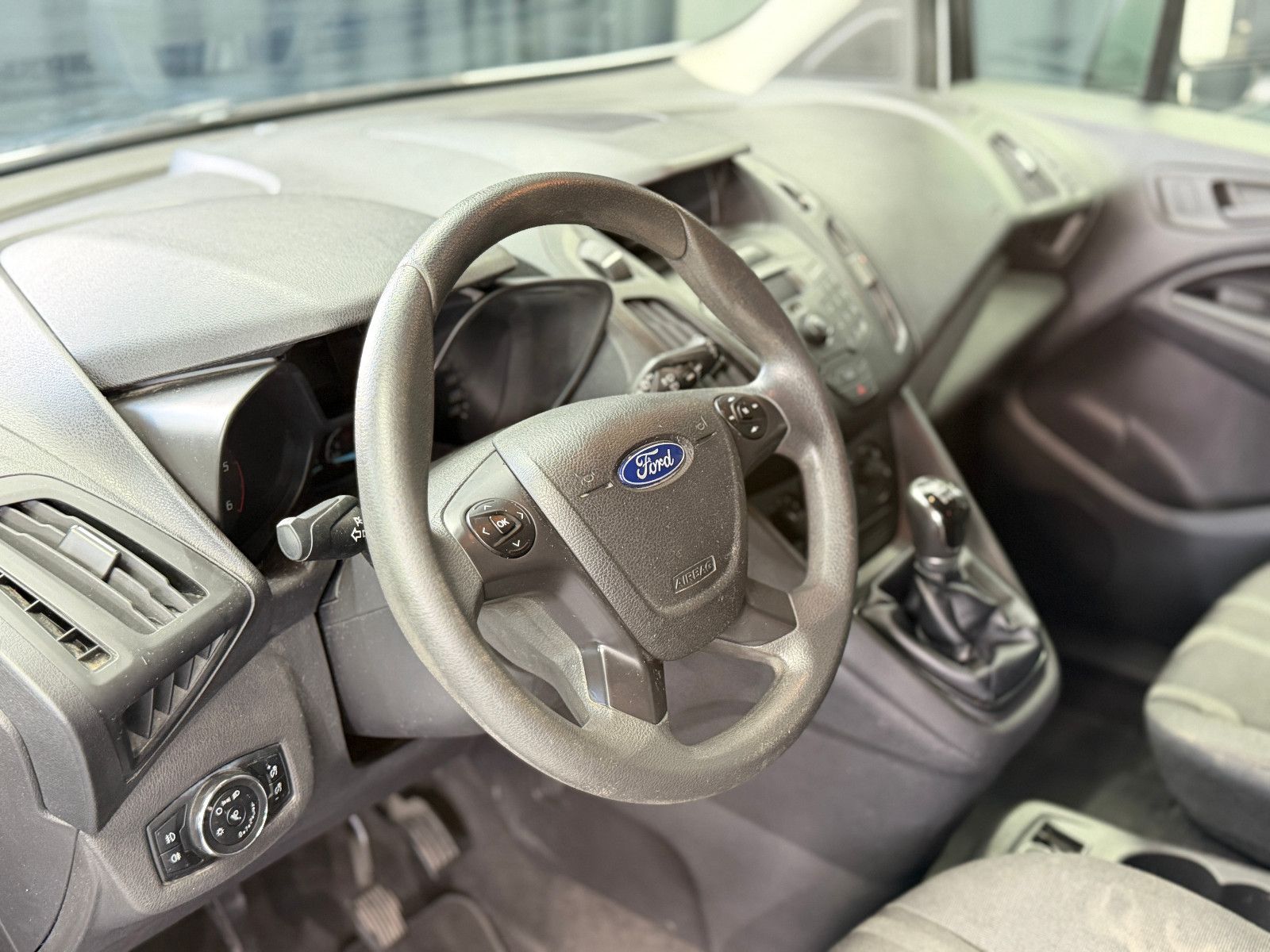 Fahrzeugabbildung Ford Tourneo Connect Trend|KLIMA|PDC