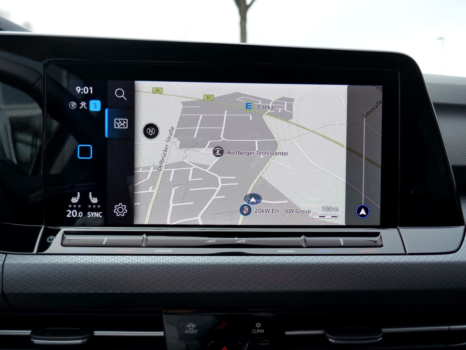 Fahrzeugabbildung Volkswagen Golf VIII Active 1.5 TSI | LED AHK RFK ACC Navi